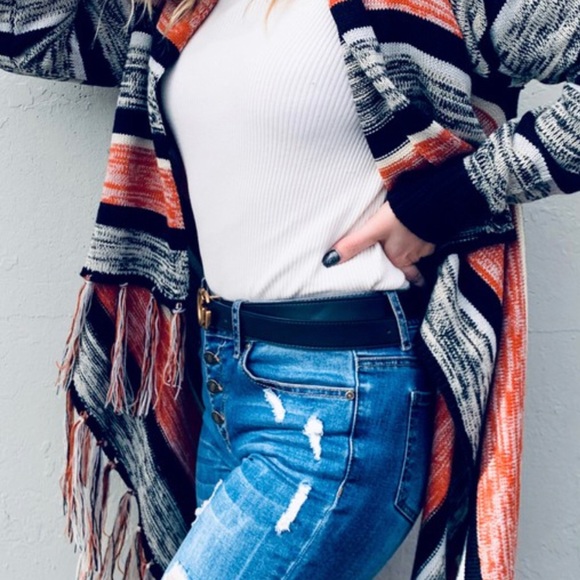 Orange red and black cardigan! - Picture 6 of 6